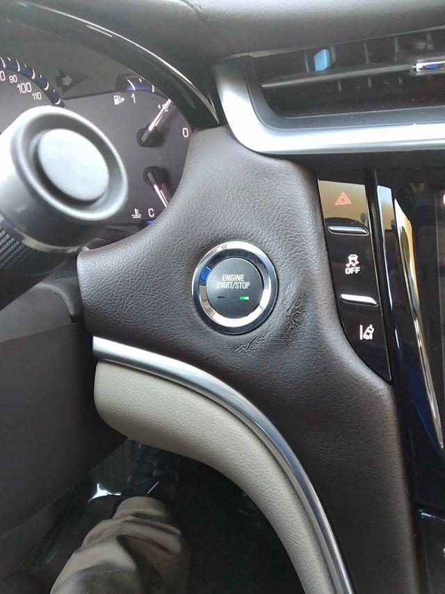 2013 Cadillac XTS 4dr Sedan Luxury FWD - 22968565 - 19