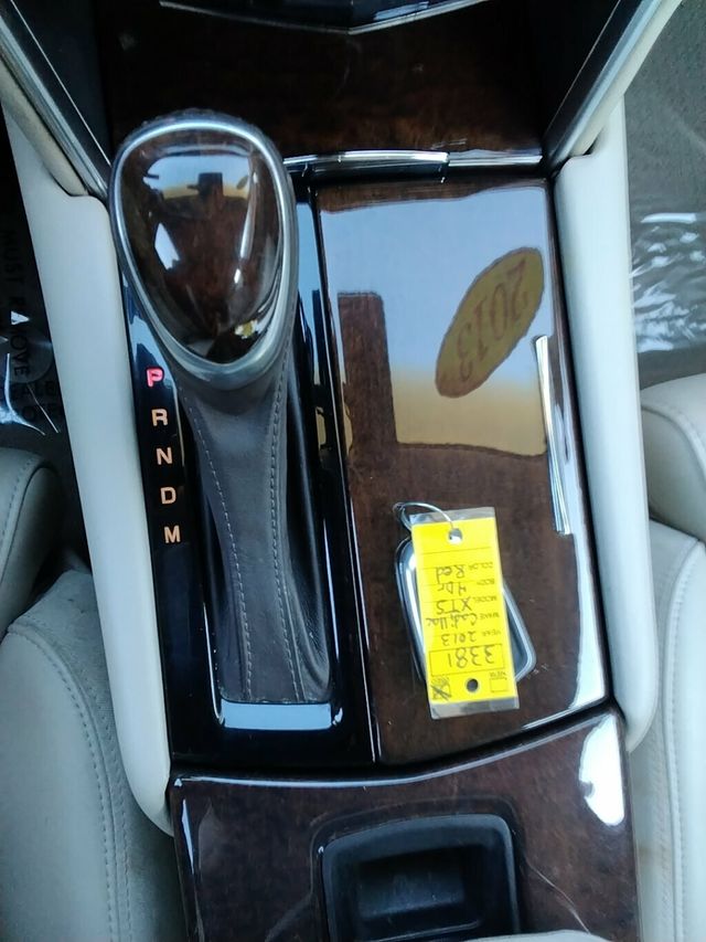 2013 Cadillac XTS 4dr Sedan Luxury FWD - 22968565 - 21