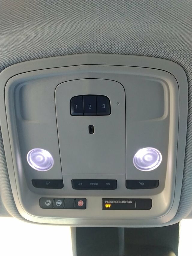 2013 Cadillac XTS 4dr Sedan Luxury FWD - 22968565 - 22