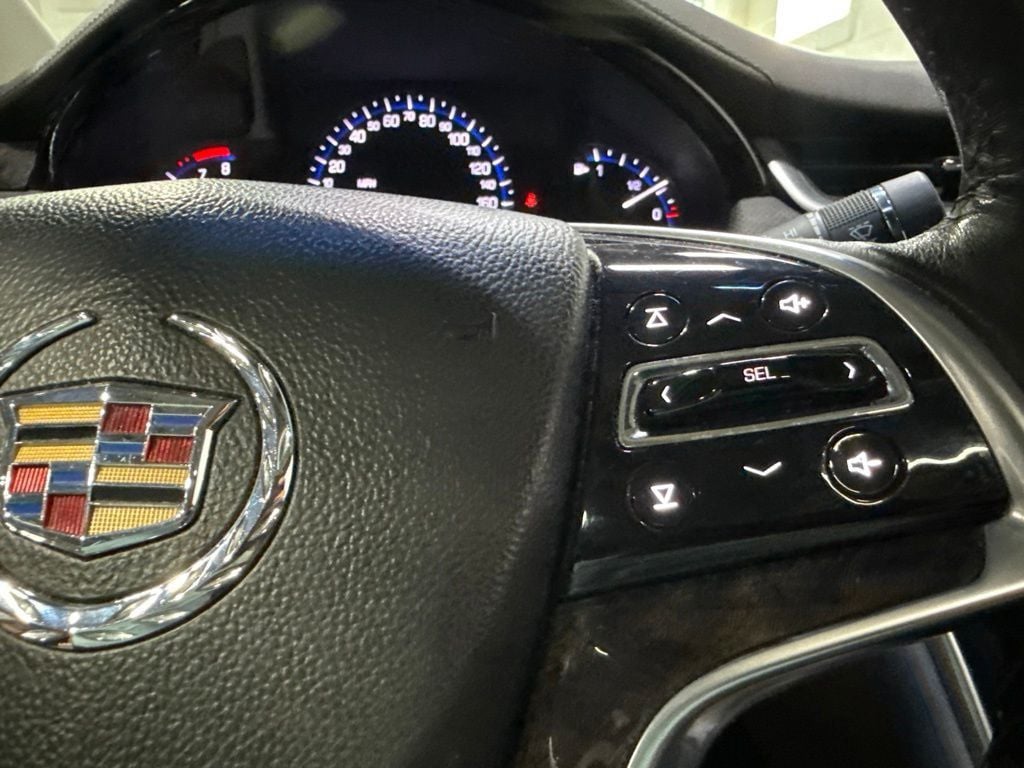 2013 Cadillac XTS 4dr Sedan Luxury FWD - 23075072 - 14