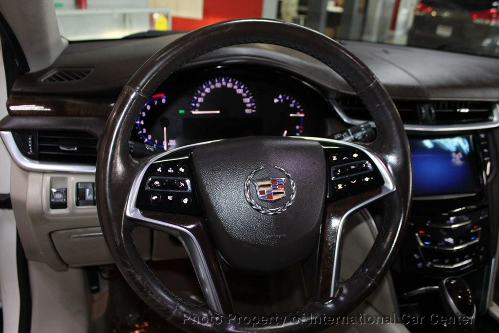 2013 Cadillac XTS Luxury photo 9