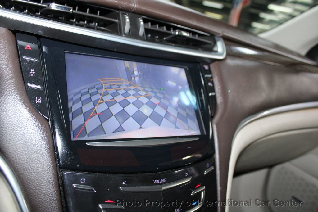 2013 Cadillac XTS Luxury photo 14