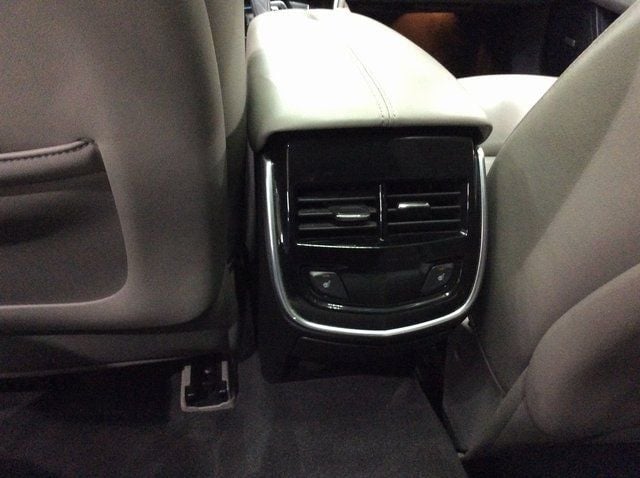 2013 Cadillac XTS 4dr Sedan Luxury FWD - 22951396 - 22