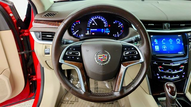 2013 Cadillac XTS 4dr Sedan Luxury FWD - 23033696 - 13