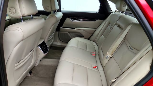 2013 Cadillac XTS 4dr Sedan Luxury FWD - 23033696 - 20