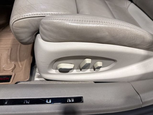 2013 Cadillac XTS 4dr Sedan Platinum AWD - 22971325 - 26