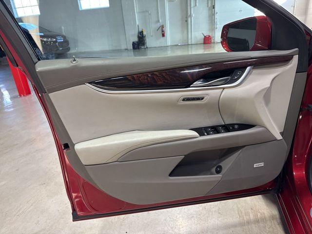 2013 Cadillac XTS 4dr Sedan Platinum AWD - 22971325 - 29