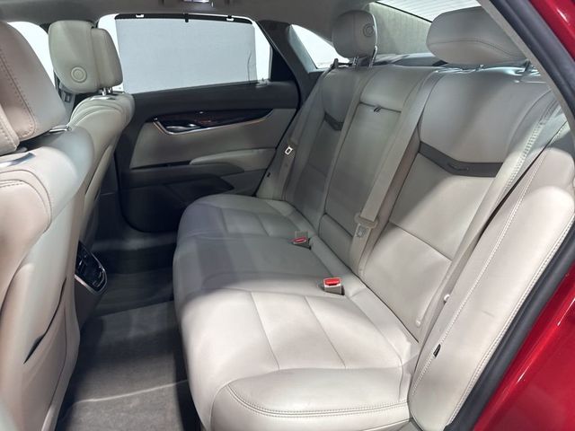 2013 Cadillac XTS 4dr Sedan Platinum AWD - 22971325 - 33