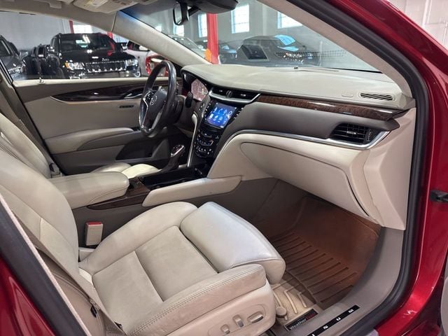 2013 Cadillac XTS 4dr Sedan Platinum AWD - 22971325 - 44