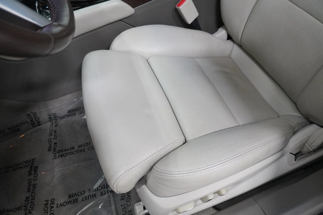 2013 Cadillac XTS 4dr Sedan Platinum FWD - 23002597 - 11