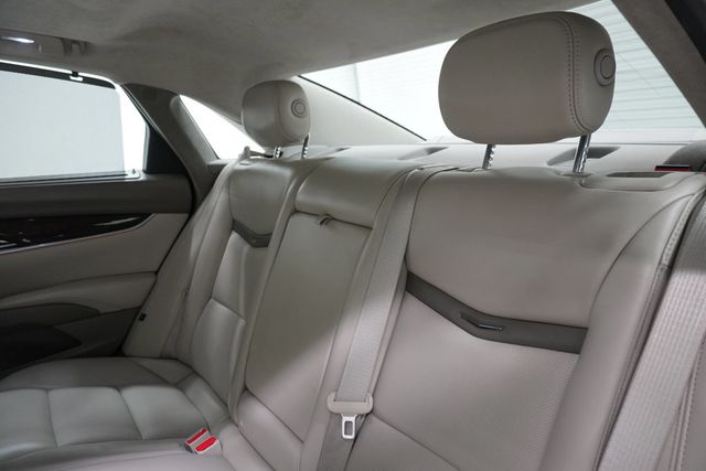 2013 Cadillac XTS 4dr Sedan Platinum FWD - 23002597 - 12