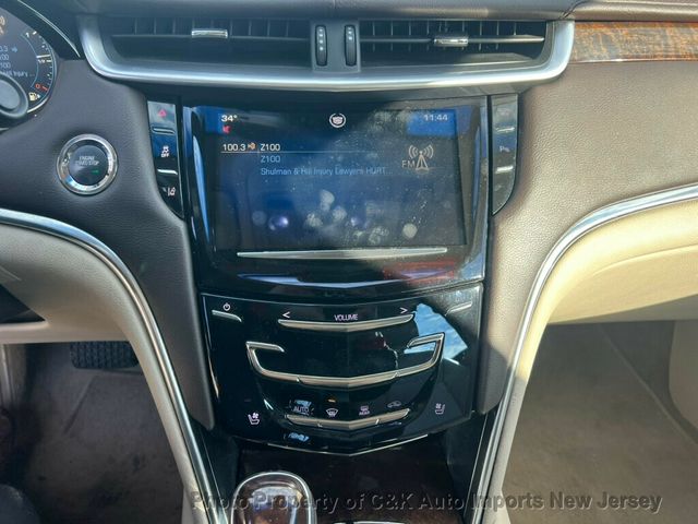 2013 Cadillac XTS 4dr Sedan Premium AWD - 22962455 - 23