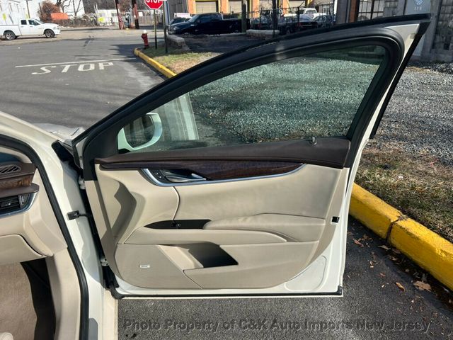 2013 Cadillac XTS 4dr Sedan Premium AWD - 22962455 - 28