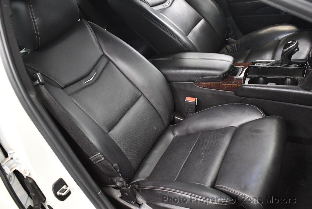 2013 Cadillac XTS Premium photo 13