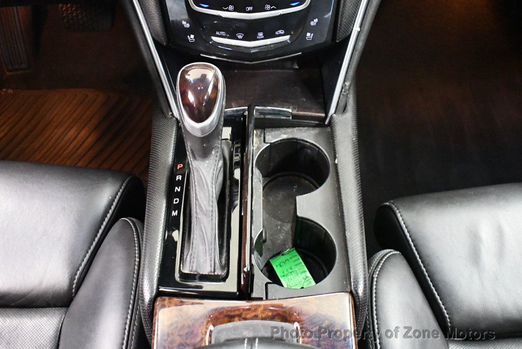2013 Cadillac XTS Premium photo 25