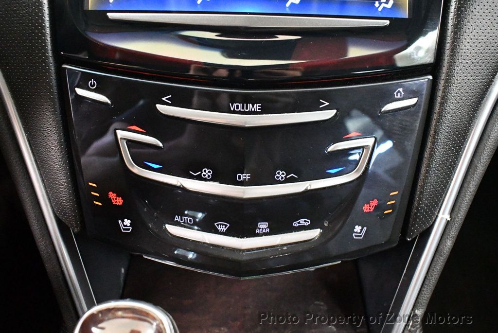 2013 Cadillac XTS Premium photo 38
