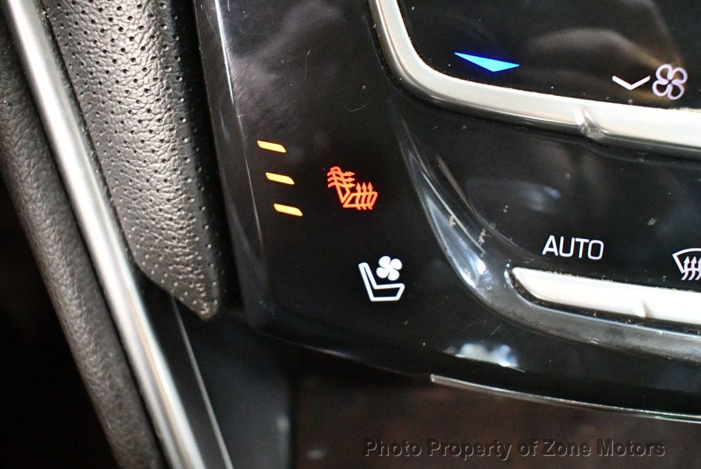2013 Cadillac XTS Premium photo 39