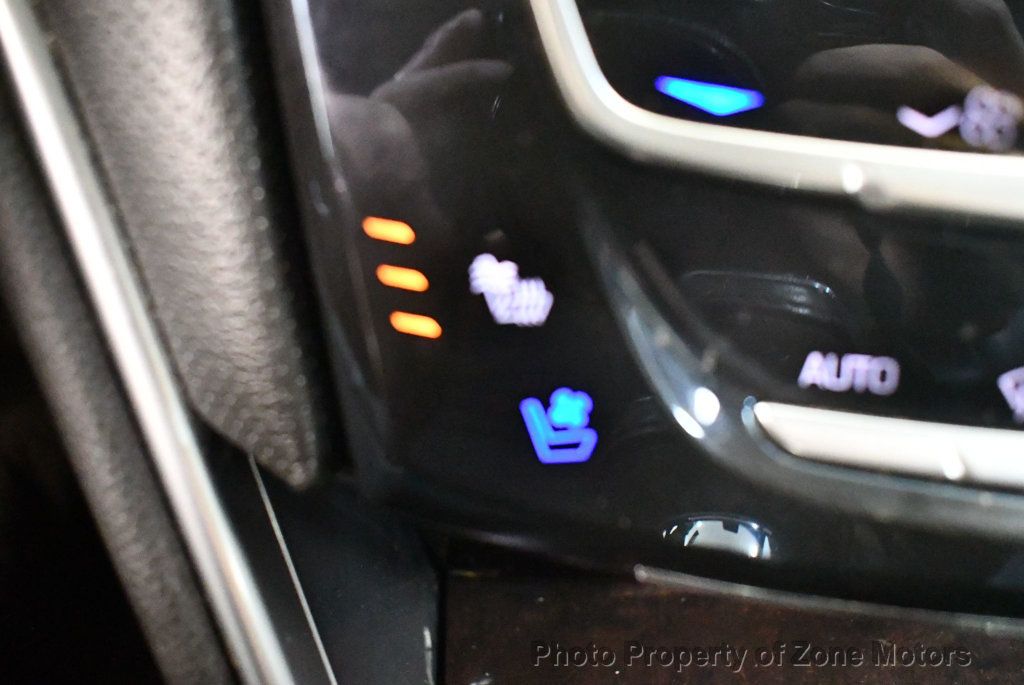 2013 Cadillac XTS Premium photo 40
