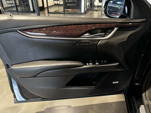 2013 Cadillac XTS Premium Collection, HUD, Heated Cooled seats - 23074651 - 17