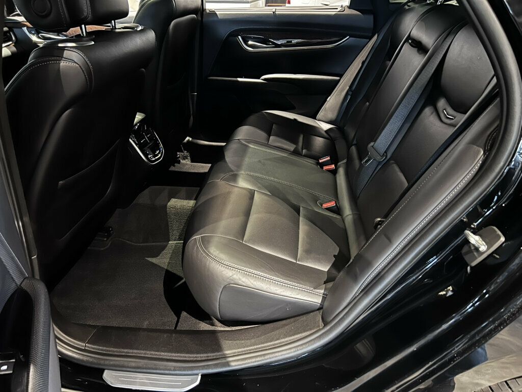 2013 Cadillac XTS Premium Collection, HUD, Heated Cooled seats - 23074651 - 24