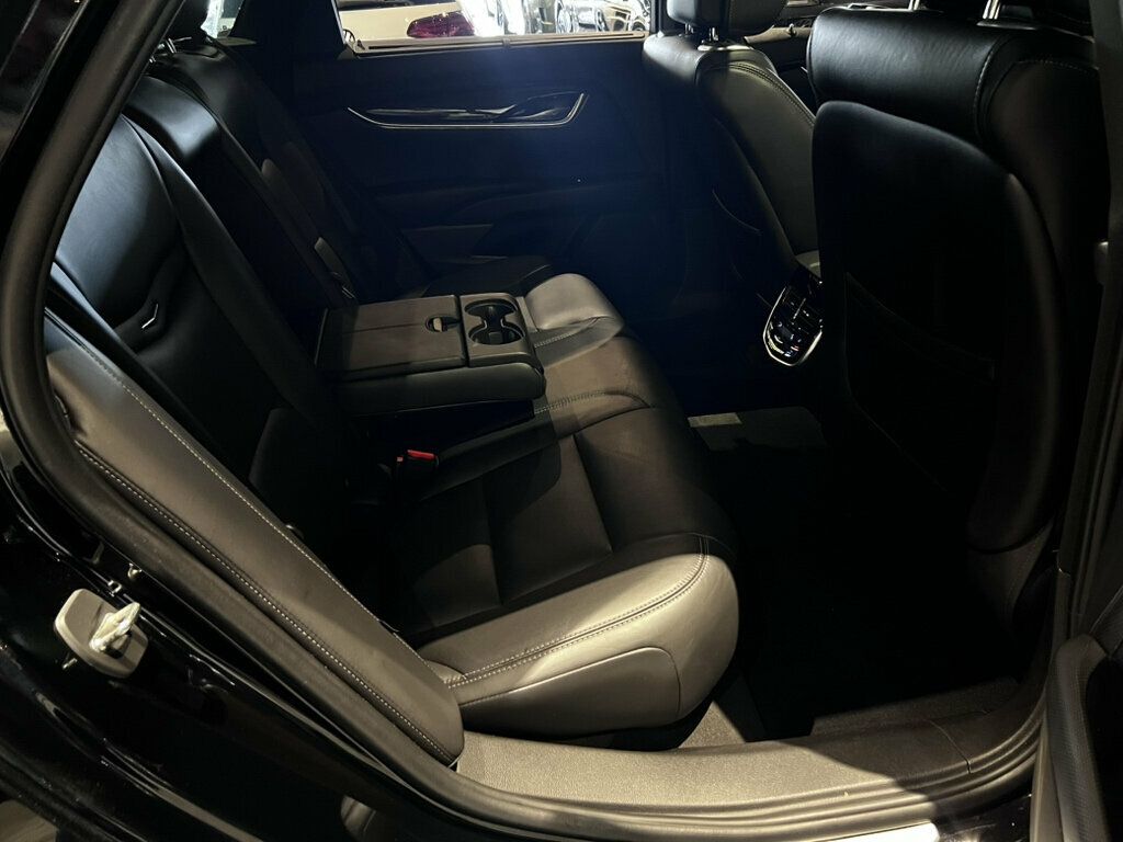 2013 Cadillac XTS Premium Collection, HUD, Heated Cooled seats - 23074651 - 29