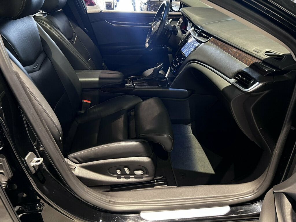 2013 Cadillac XTS Premium Collection, HUD, Heated Cooled seats - 23074651 - 32