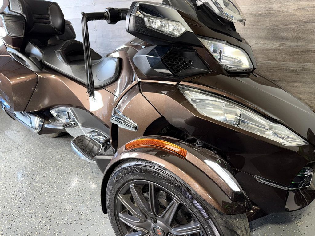 2013 Can-Am Spyder RT SE5 Limited LOW MILES! - 22952080 | Video 2