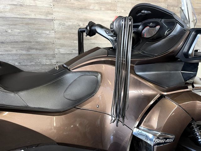 2013 Can-Am Spyder RT SE5 Limited LOW MILES! - 22952080 - 5