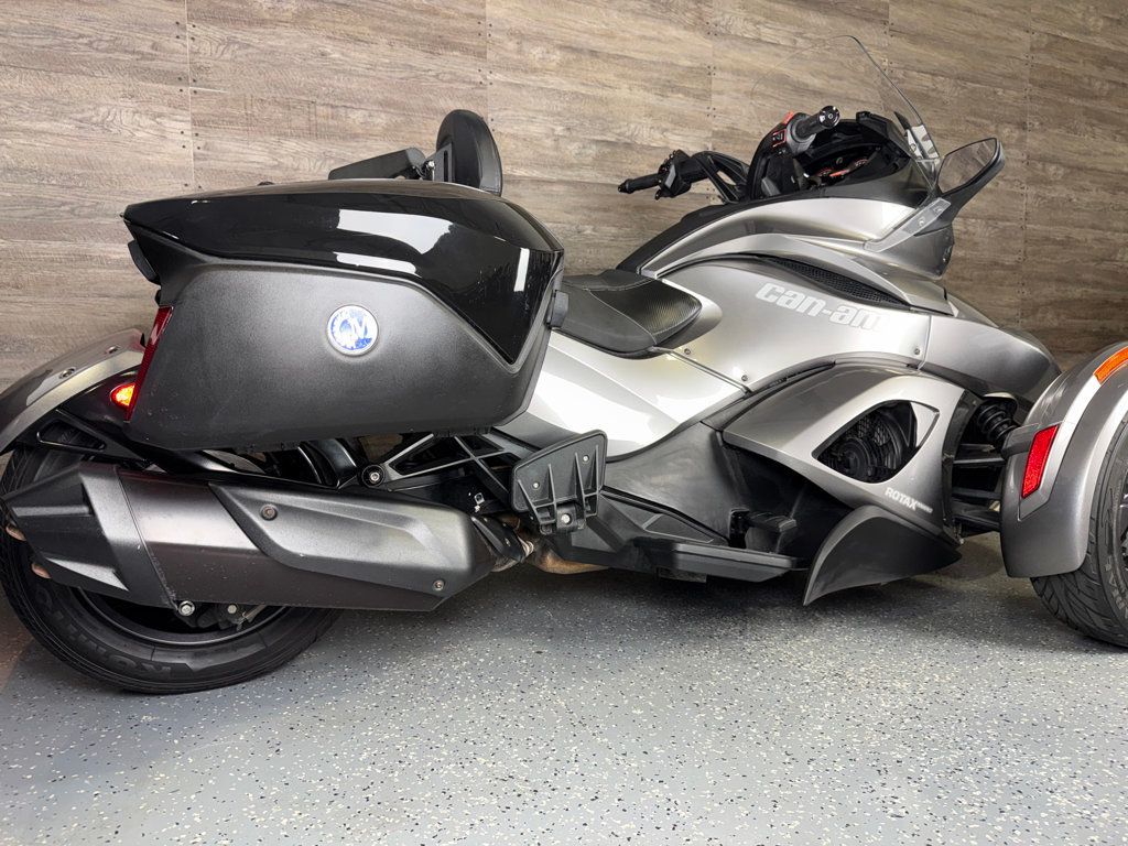 2013 Can-Am Spyder ST-S SE5 SUPER CLEAN! - 23046562 - 2