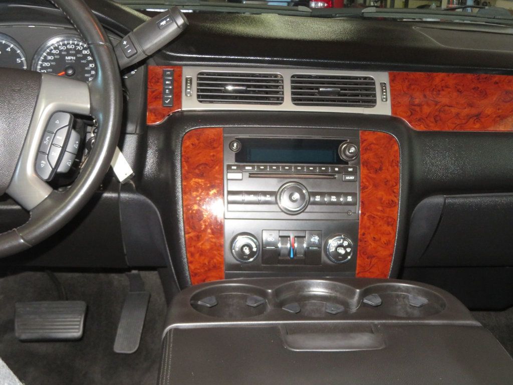 2013 Chevrolet Avalanche 2OWNER AZ TRUCK 4X4 BLACK DIAMOND EDITION LOW MILES  - 22955820 - 39