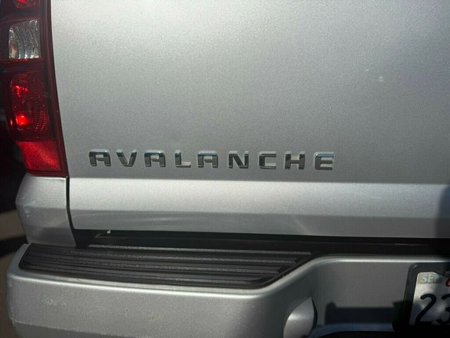 2013 Chevrolet Avalanche 2WD Crew Cab LT - 22972614 - 24
