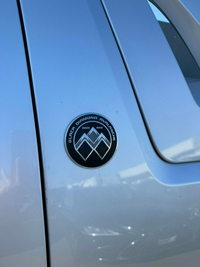 2013 Chevrolet Avalanche 2WD Crew Cab LT - 22972614 - 25