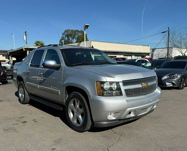 2013 Chevrolet Avalanche 2WD Crew Cab LT - 22972614 - 2