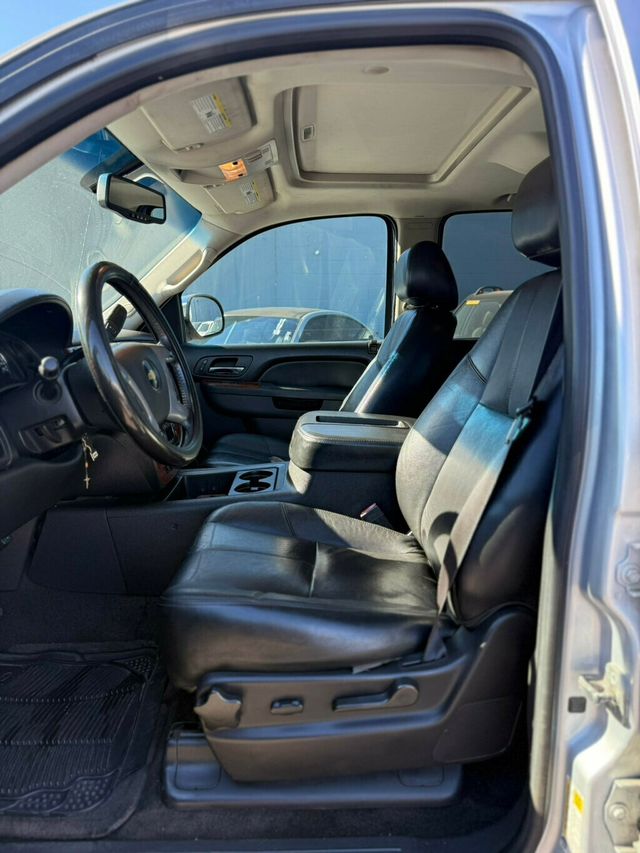 2013 Chevrolet Avalanche 2WD Crew Cab LT - 22972614 - 6