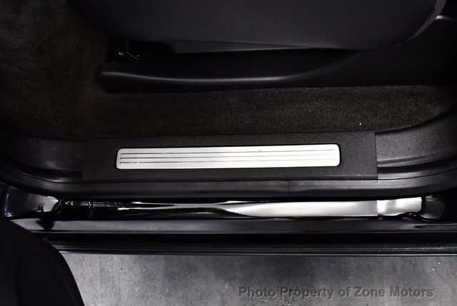 2013 Chevrolet Avalanche 4WD Crew Cab LTZ - 21672383 - 13