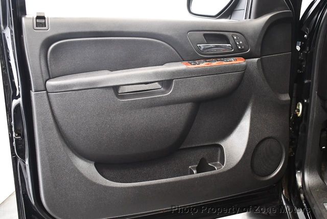 2013 Chevrolet Avalanche 4WD Crew Cab LTZ - 21672383 - 15