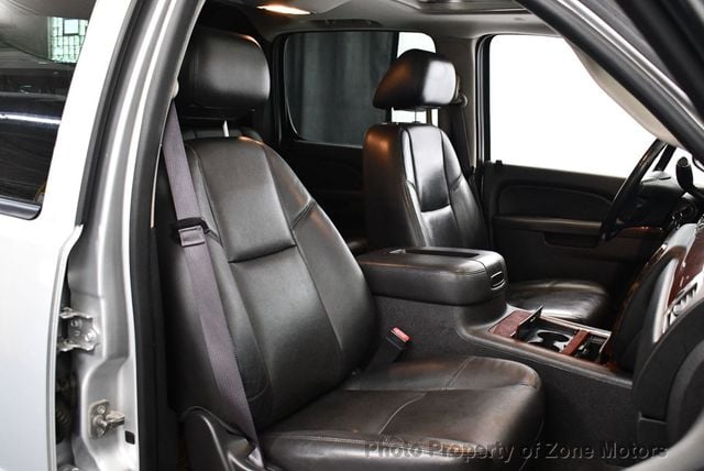 2013 Chevrolet Avalanche 4WD Crew Cab LTZ - 22984712 - 11