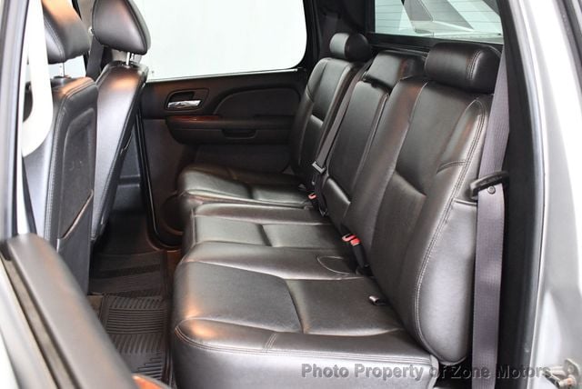 2013 Chevrolet Avalanche 4WD Crew Cab LTZ - 22984712 - 20