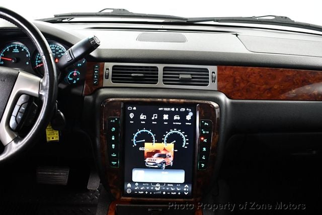 2013 Chevrolet Avalanche 4WD Crew Cab LTZ - 22984712 - 24