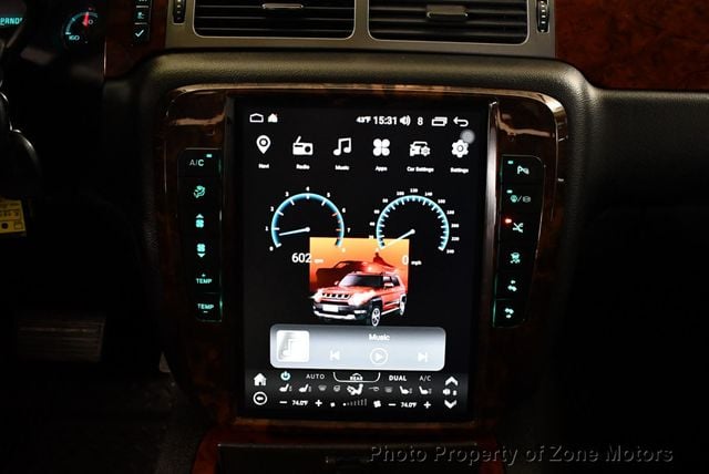 2013 Chevrolet Avalanche 4WD Crew Cab LTZ - 22984712 - 25