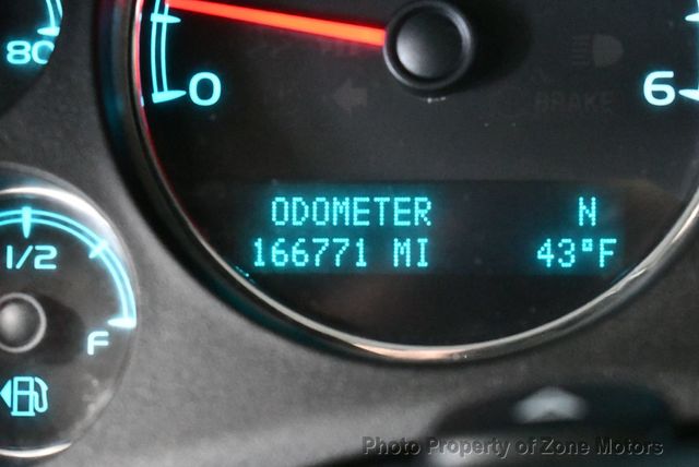 2013 Chevrolet Avalanche 4WD Crew Cab LTZ - 22984712 - 36