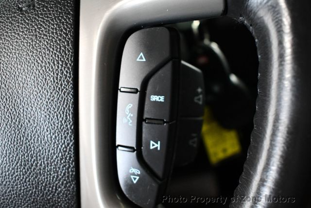 2013 Chevrolet Avalanche 4WD Crew Cab LTZ - 22984712 - 38