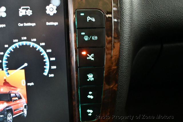 2013 Chevrolet Avalanche 4WD Crew Cab LTZ - 22984712 - 42