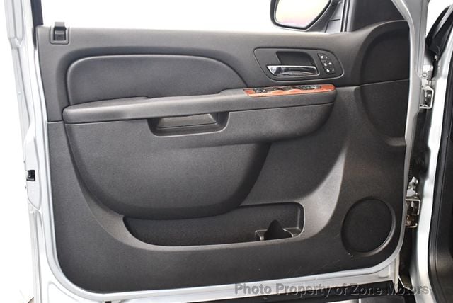 2013 Chevrolet Avalanche 4WD Crew Cab LTZ - 22984712 - 6