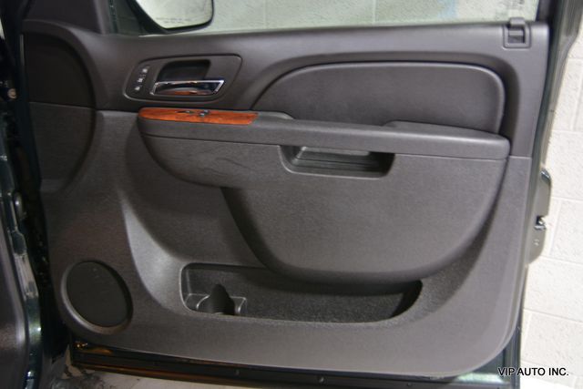 2013 Chevrolet Avalanche 4WD Crew Cab LTZ - 22921309 - 7