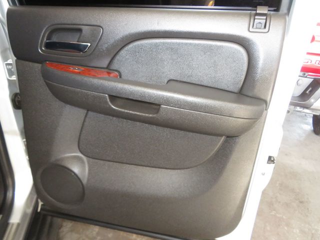 2013 Chevrolet Avalanche LTZ BLACK DIAMOND EDITION 4X4 AVALANCHE LIFTED EXTRA CLEAN  - 22992490 - 27