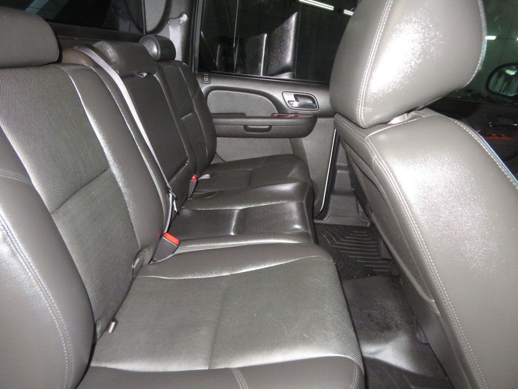 2013 Chevrolet Avalanche LTZ BLACK DIAMOND EDITION 4X4 AVALANCHE LIFTED EXTRA CLEAN  - 22992490 - 30