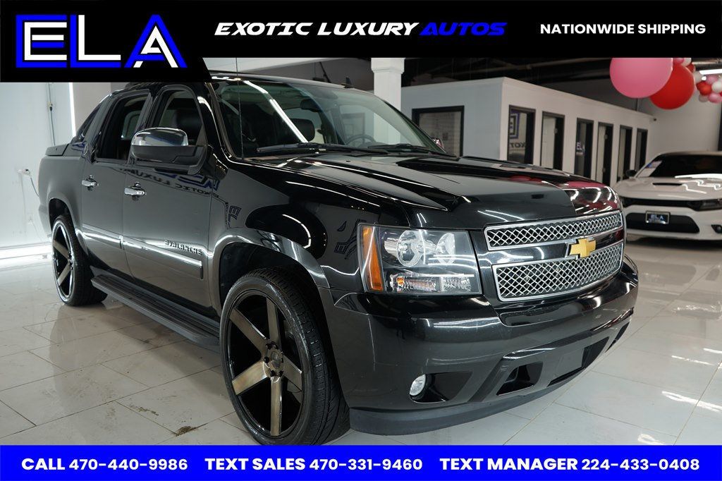 2013 Chevrolet Avalanche NO RUST NO RUST!  BLACK DIAMOND PACKAGE! NAVIGATION! REAR CAMER  - 22776894 - 25