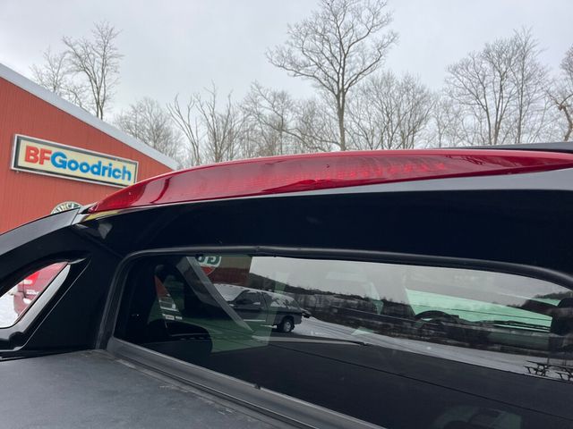 2013 Chevrolet Avalanche Z71 Off-Road Black Diamond - 22950734 - 19