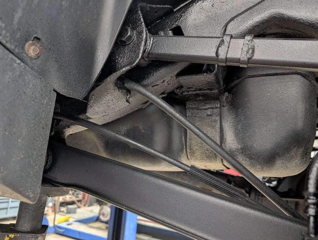 2013 Chevrolet Avalanche Z71 Off-Road Black Diamond - 22950734 - 26